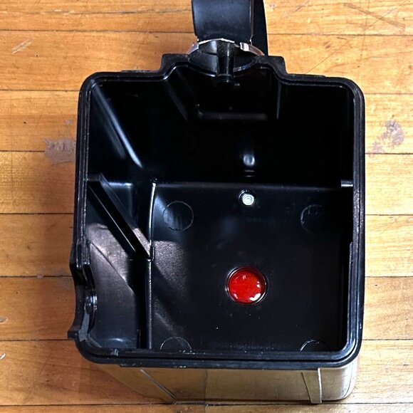 VINTAGE KODAK BROWNIE HAWKEYE CAMERA / CAMERA FLASH MODEL - Picture 4 of 9